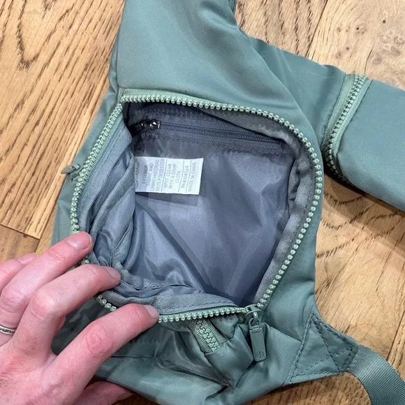 Gaiam Mint Green Crossbody Bag - Picture 5 of 6